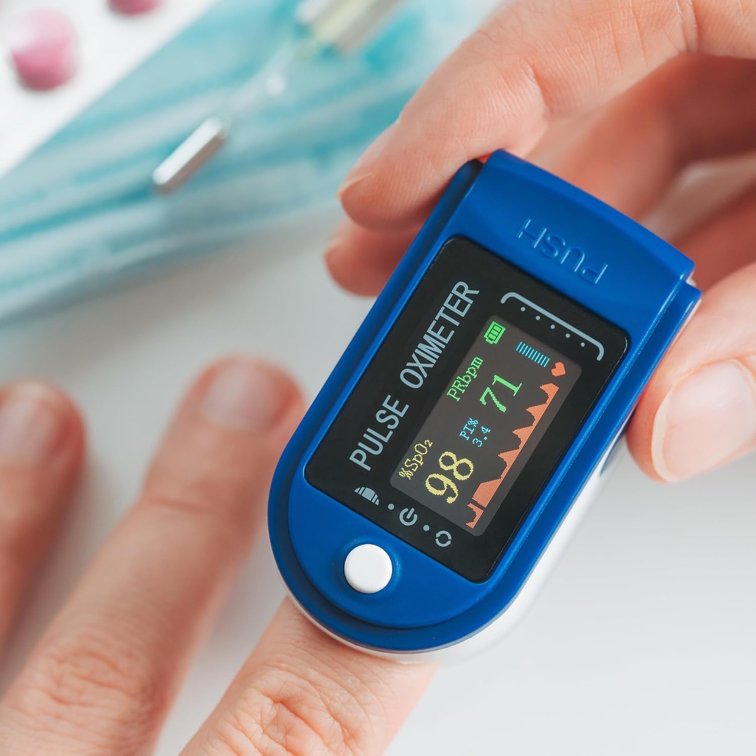 Finger Pulse Oximeter and OLED Display, Accurate Fast Sp02 Reading Oxygen Meter, Blood Oxygen Saturation Monitor for Heart Rate and SpO2,Blue